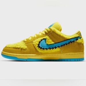 Nike SB Dunk Low Pro Sneakers
